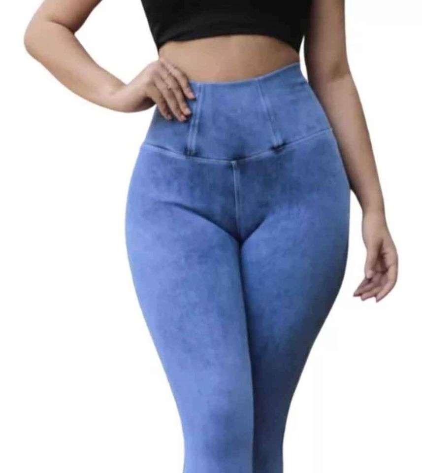 Leggins Faja-Push Up CurvaPlus™